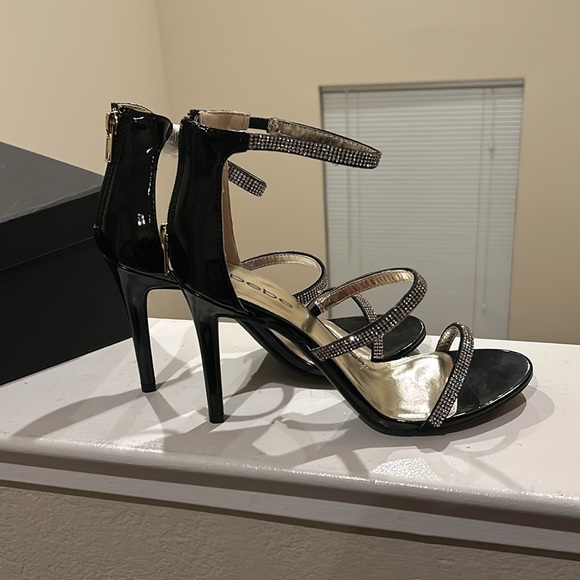 Bebe Janae Sexy Crystal Rhinestone Ankle Strap Dress Sandals - New Condition - Picture 7 of 9